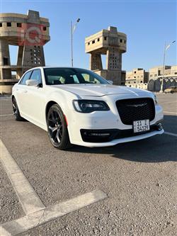 كرايسلر 300